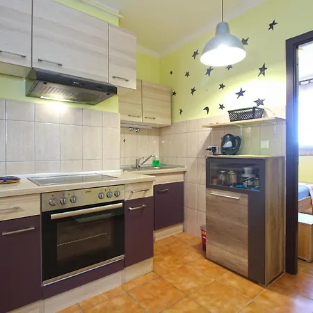 Radojka 2328 Apartamento Pula